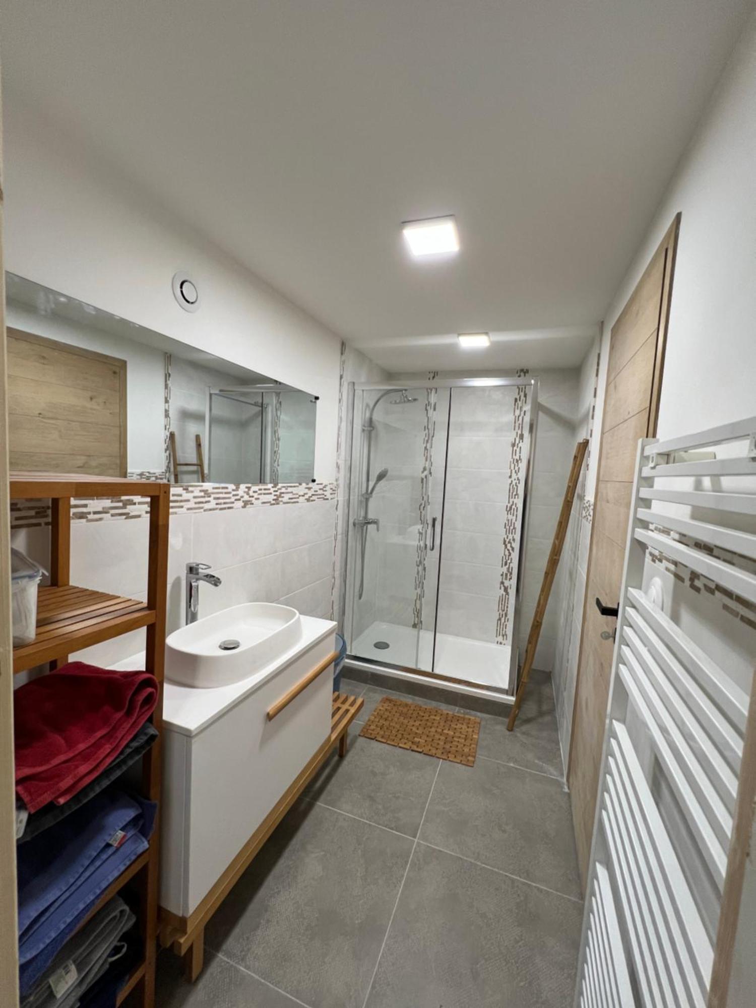 L'Escale Apartment Meyreuil Ngoại thất bức ảnh